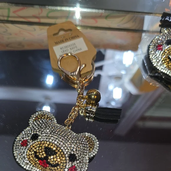 Set of 2 Sparkly Rhinestone Bear Keychains - Picture 6 of 7